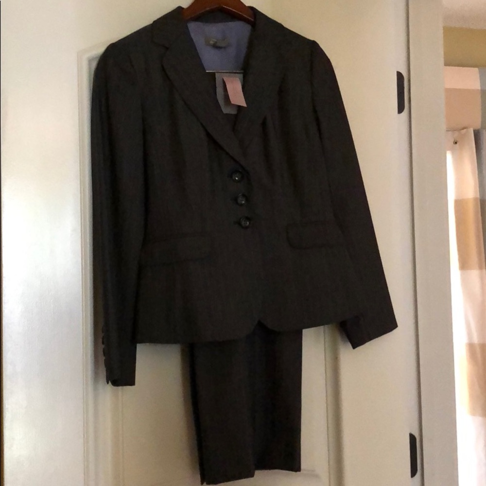 ‼️SOLD‼️ NWT Gray Pin Stripe Suit